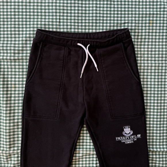 Faculty of Law University of Alberta Sweatpants - Picture 3 of 11